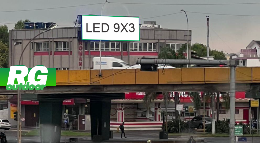 &Uacute;nico Painel de LED 9x3 na BR 116 em Canoas: Um Espet&aacute;culo de Inova&ccedil;&atilde;o