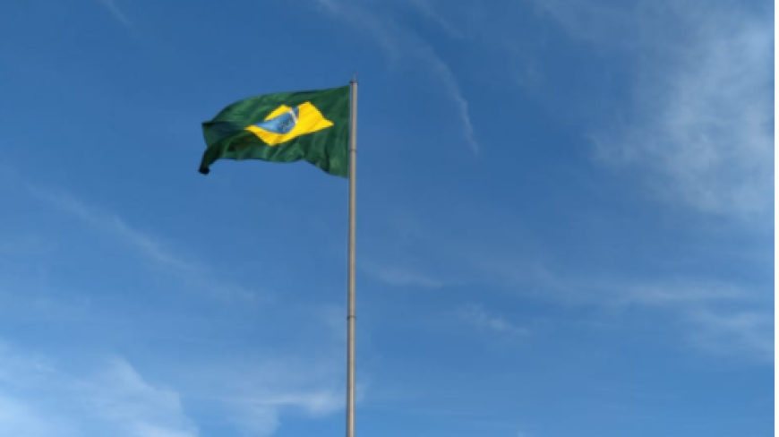 Constru&ccedil;&atilde;o de Mastros Para Bandeira